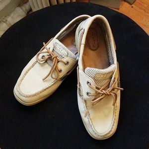 SOLD - Sperrys - Size 8